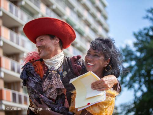 1.-Raoul-en-Galileia-met-liefdesbrieven-IMG-20220703-WA0046